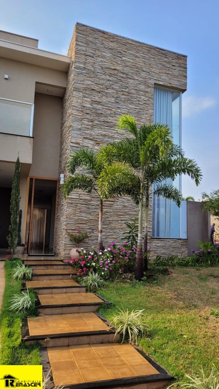 Casa de Condomínio com 4 quartos à venda, 300m² — foto 3 de 48