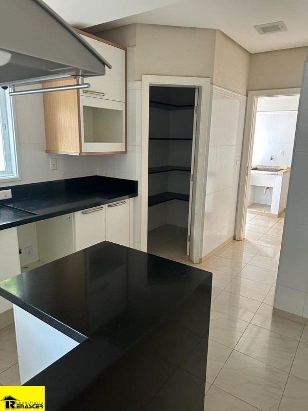 Casa de Condomínio com 4 quartos à venda, 400m² — foto 11 de 29
