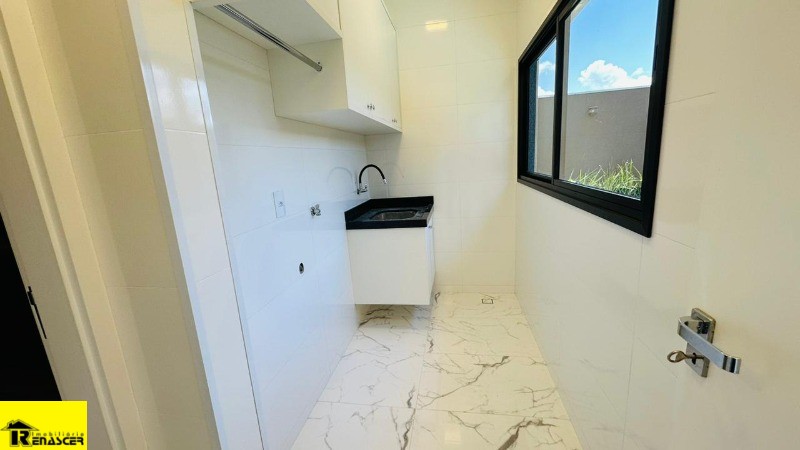 Casa de Condomínio com 3 quartos à venda, 280m² — foto 19 de 33