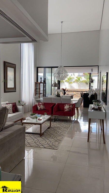 Casa de Condomínio com 3 quartos à venda, 235m² — foto 3 de 20