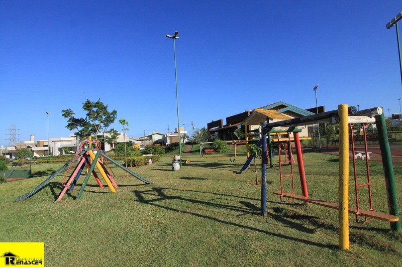 Terreno / Lote / Condomínio  à venda, 275m² — foto 12 de 17