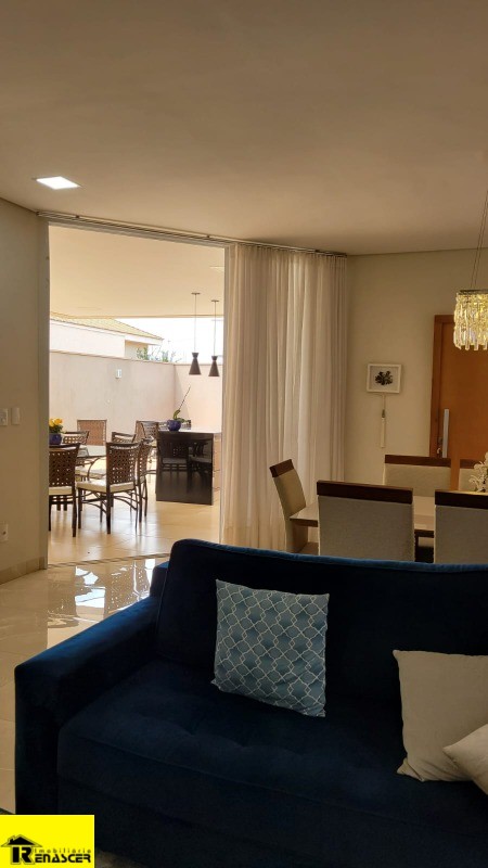 Casa de Condomínio com 4 quartos à venda, 300m² — foto 13 de 48