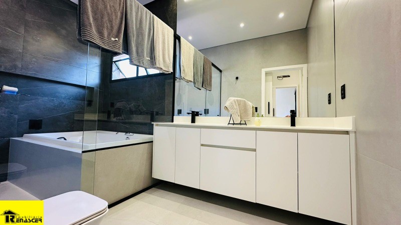 Casa de Condomínio com 3 quartos à venda, 300m² — foto 10 de 16