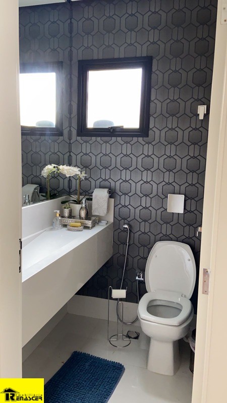 Casa de Condomínio com 3 quartos à venda, 235m² — foto 16 de 20