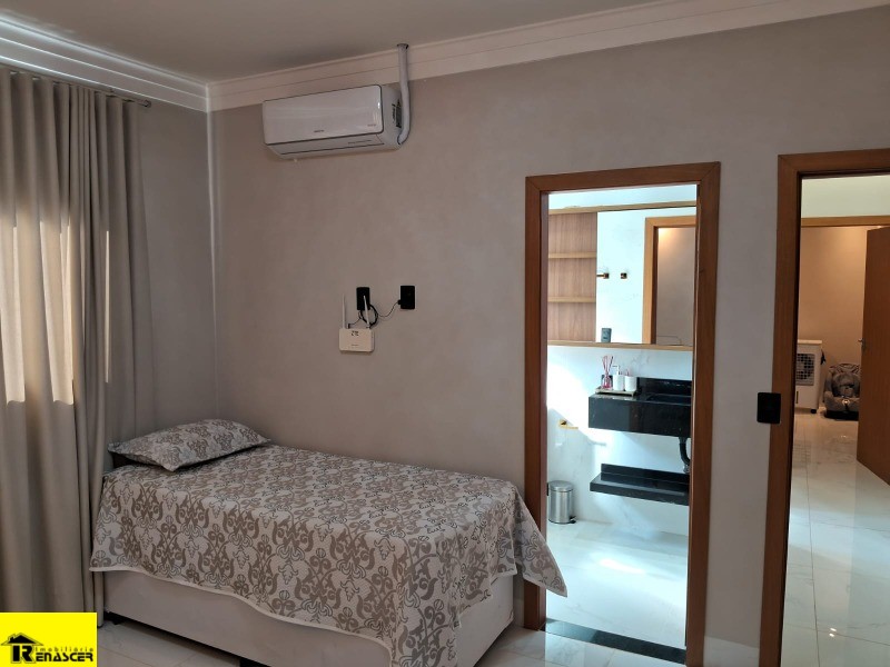 Casa com 3 quartos à venda, 180m² — foto 32 de 51