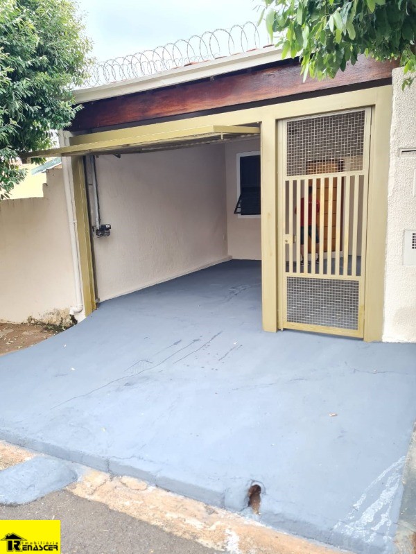 Casa com 2 quartos à venda, 115m² — foto 2 de 18