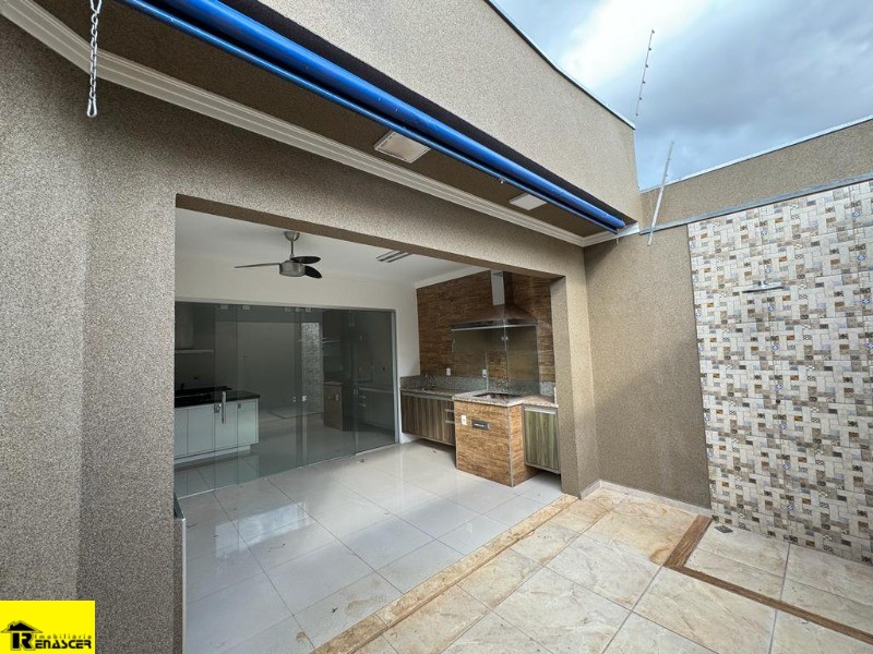 Casa com 3 quartos à venda, 160m² — foto 10 de 17