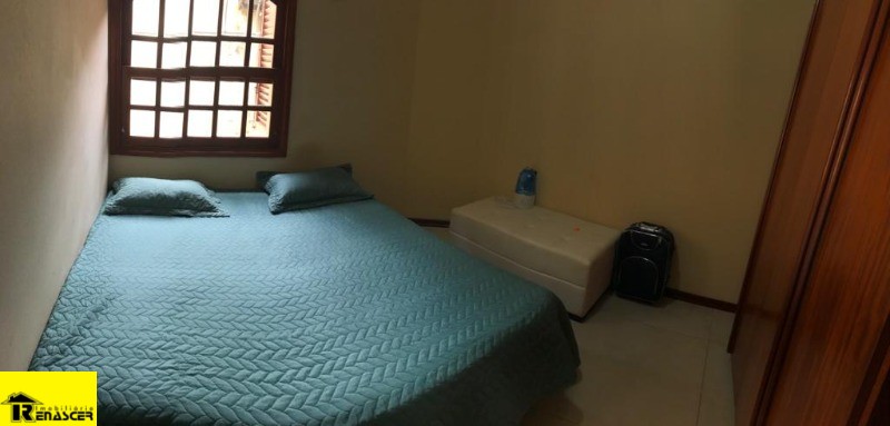 Casa com 3 quartos à venda, 240m² — foto 14 de 19