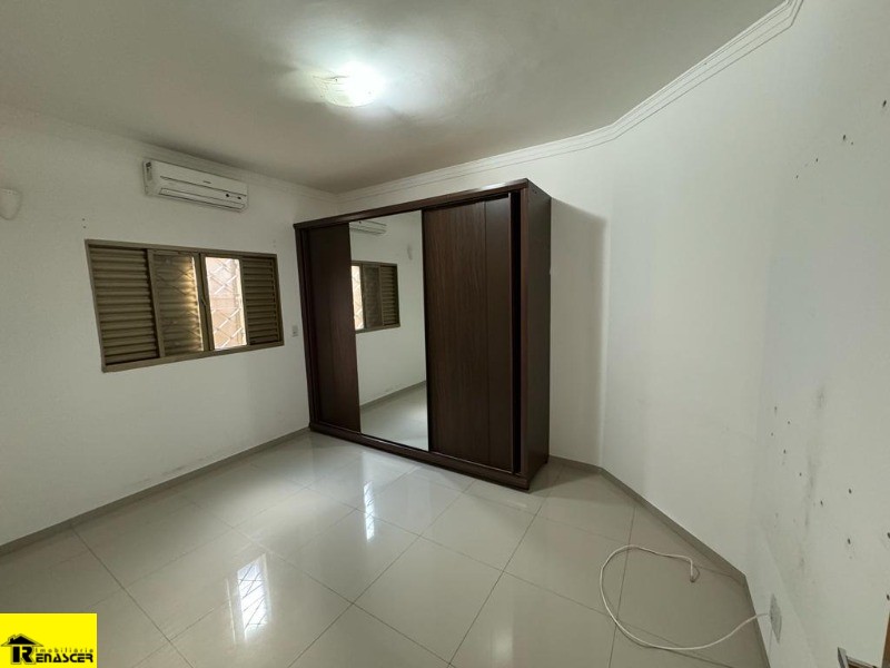 Casa com 3 quartos à venda, 160m² — foto 13 de 17