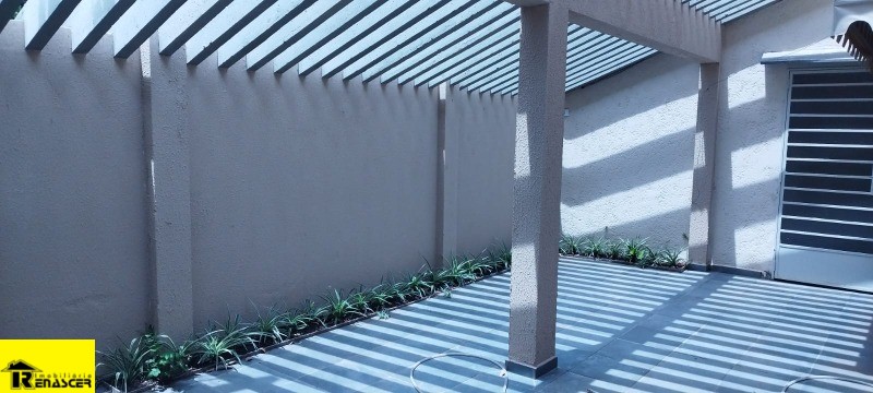 Casa com 3 quartos à venda e aluguel, 260m² — foto 2 de 18