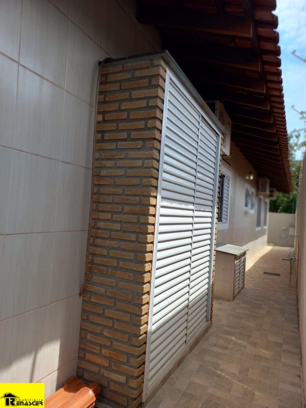 Casa com 3 quartos à venda, 220m² — foto 13 de 25