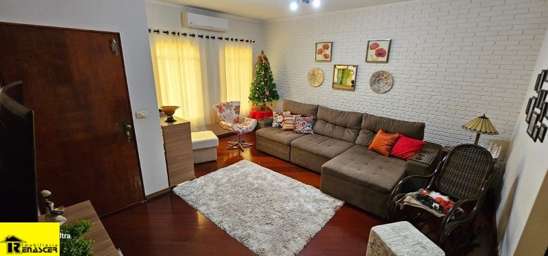 Casa com 3 quartos à venda, 230m² — foto 5 de 20
