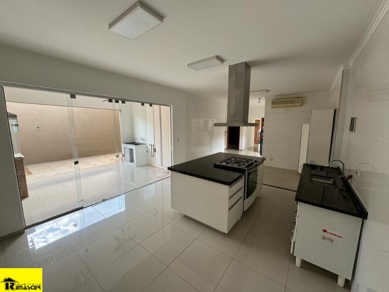 Casa com 3 quartos à venda, 160m² — foto 7 de 17