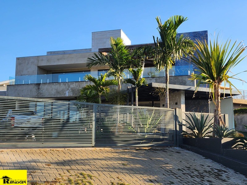 Casa de Condomínio com 3 quartos à venda, 390m² — foto 2 de 144