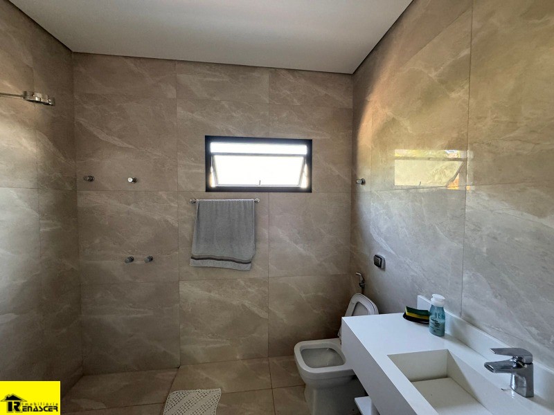 Casa de Condomínio com 3 quartos à venda, 325m² — foto 15 de 25