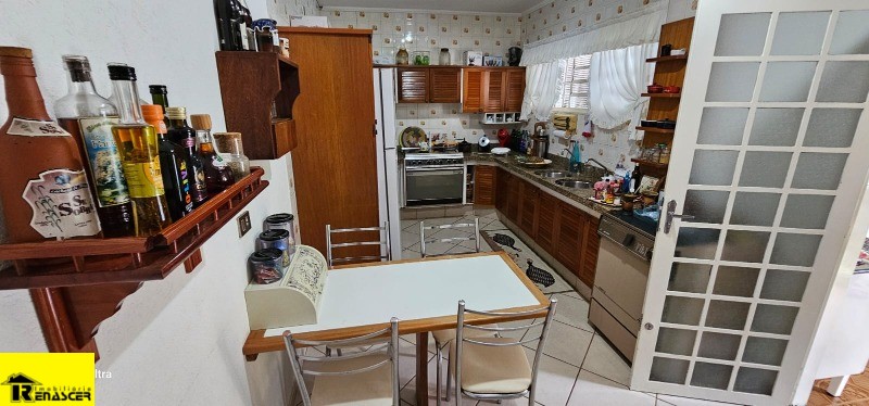 Casa com 3 quartos à venda, 230m² — foto 6 de 20