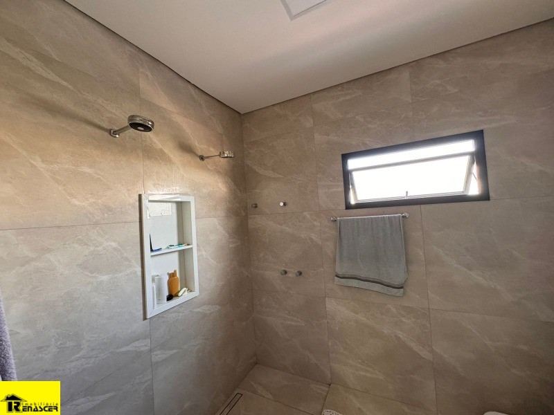 Casa de Condomínio com 3 quartos à venda, 325m² — foto 12 de 25