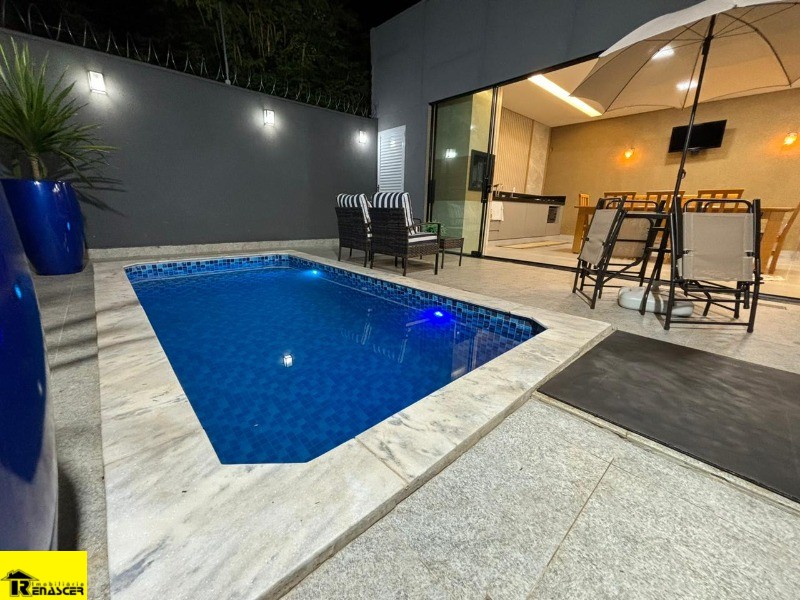 Casa com 2 quartos à venda, 150m² — foto 1 de 30