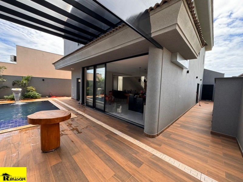 Casa de Condomínio com 3 quartos à venda, 325m² — foto 23 de 25