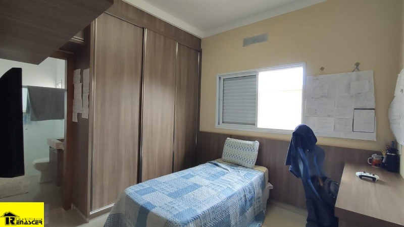 Casa de Condomínio com 3 quartos à venda, 205m² — foto 14 de 18