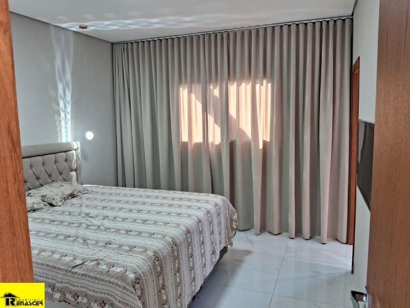 Casa com 3 quartos à venda, 180m² — foto 26 de 51