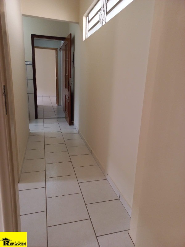 Casa com 3 quartos à venda, 220m² — foto 19 de 25