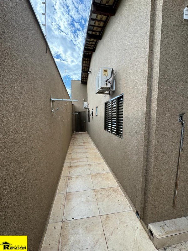 Casa com 3 quartos à venda, 160m² — foto 11 de 17
