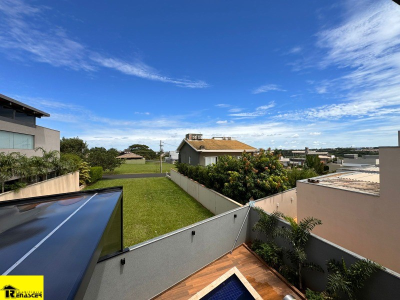 Casa de Condomínio com 3 quartos à venda, 325m² — foto 14 de 25