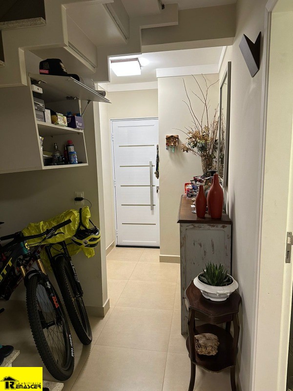 Casa de Condomínio com 3 quartos à venda, 135m² — foto 9 de 17