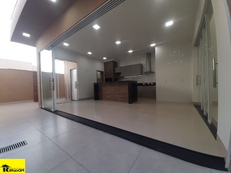 Casa de Condomínio com 3 quartos à venda, 150m² — foto 1 de 25