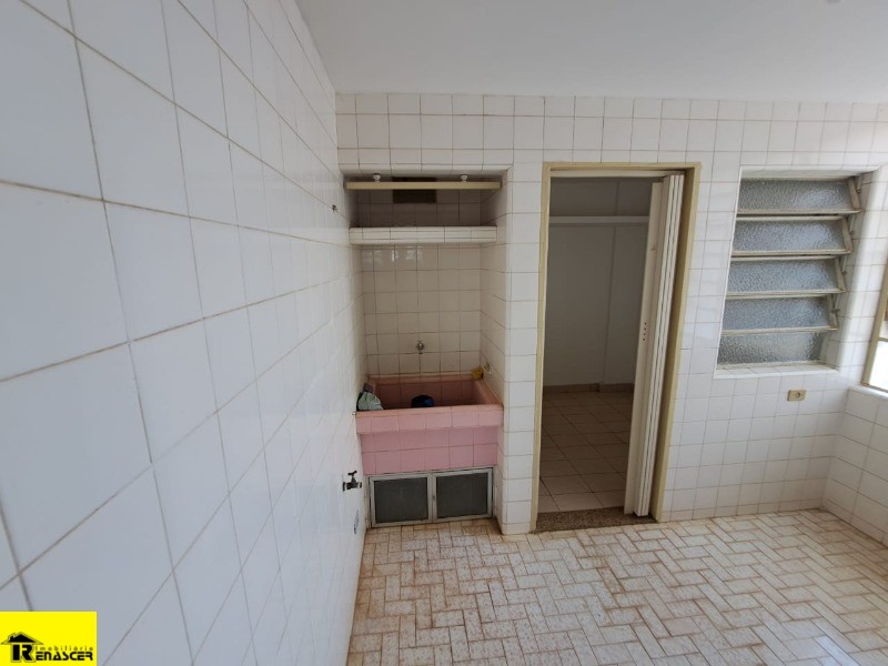 Apartamento com 3 quartos à venda, 140m² — foto 13 de 27