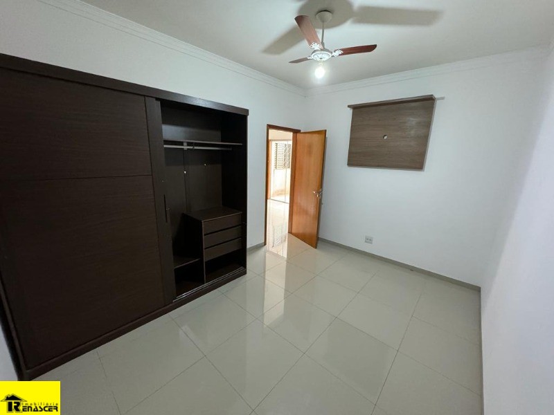 Casa com 3 quartos à venda, 160m² — foto 5 de 17