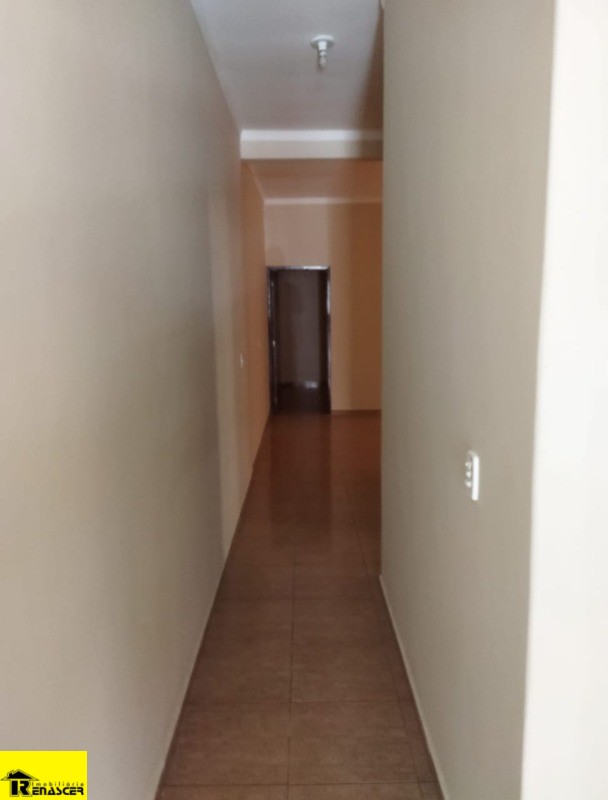 Casa com 3 quartos à venda, 240m² — foto 19 de 29