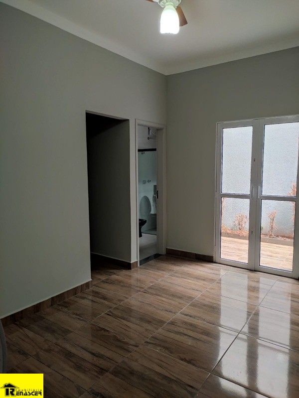 Casa com 3 quartos à venda, 155m² — foto 9 de 39