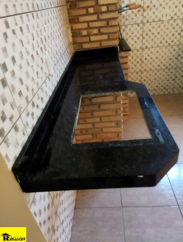 Casa com 3 quartos à venda, 240m² — foto 16 de 29