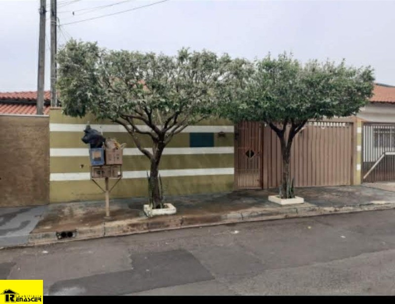 Casa com 3 quartos à venda, 120m² — foto 1 de 17