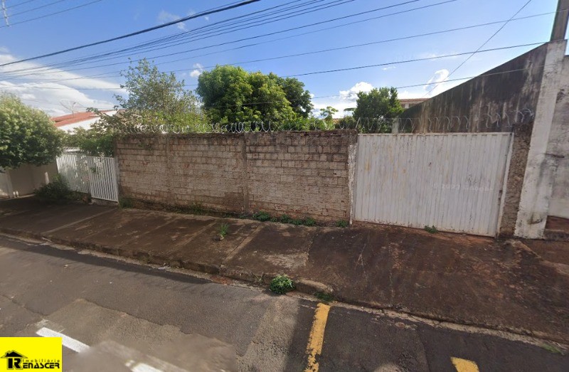Terreno / Lote / Condomínio  à venda, 360m² — foto 1 de 5