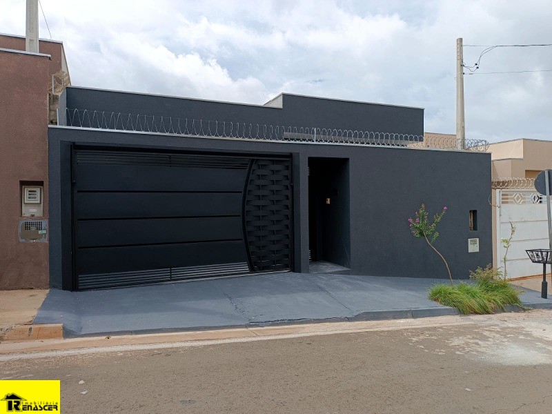 Casa com 3 quartos à venda, 155m² — foto 1 de 39