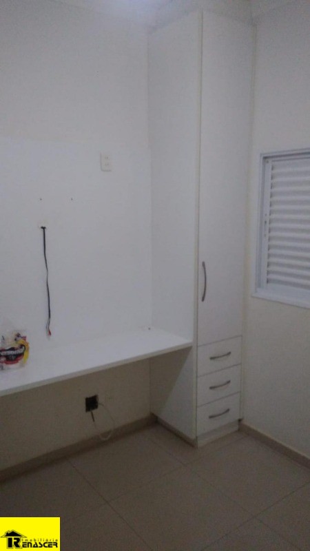 Casa de Condomínio com 3 quartos à venda, 242m² — foto 12 de 14