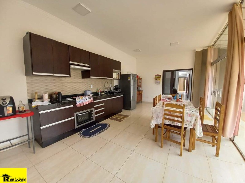 Casa com 2 quartos à venda, 123m² — foto 4 de 11