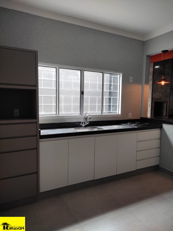 Casa com 3 quartos à venda, 155m² — foto 17 de 39