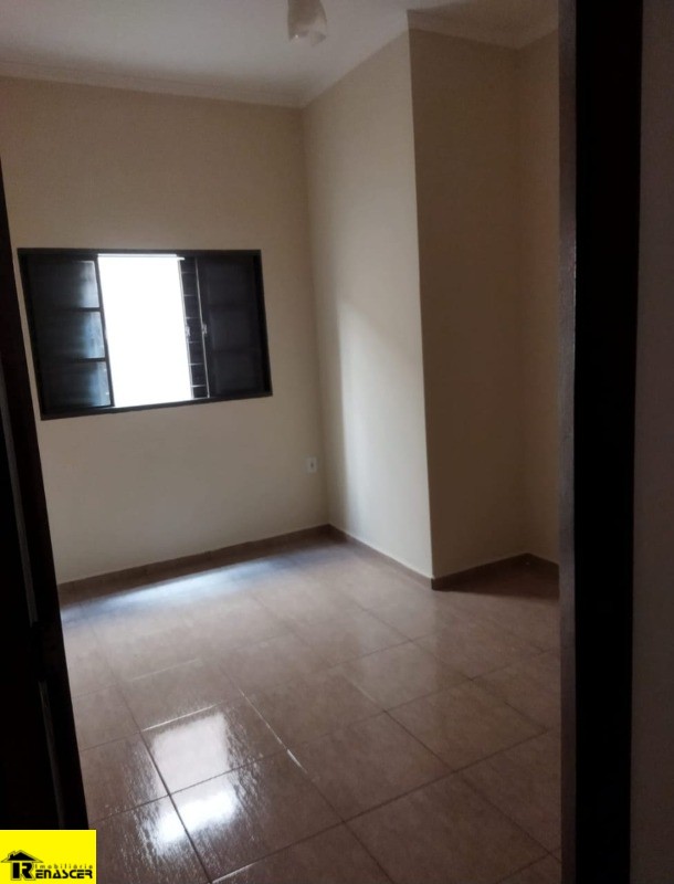 Casa com 3 quartos à venda, 240m² — foto 26 de 29