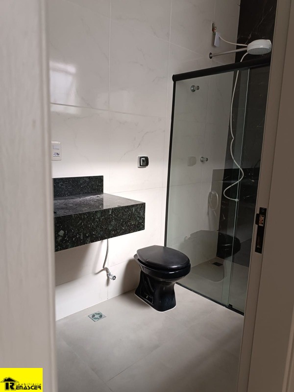 Casa com 3 quartos à venda, 155m² — foto 33 de 39