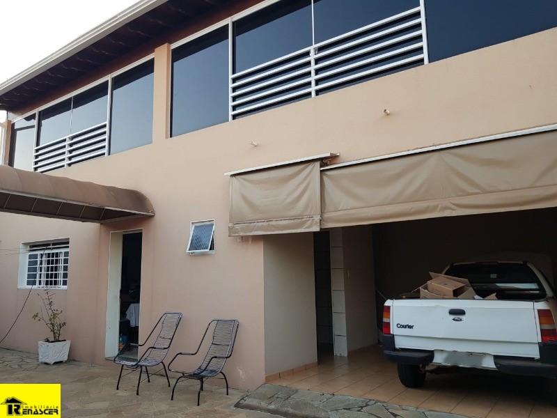 Casa com 3 quartos à venda, 226m² — foto 7 de 28