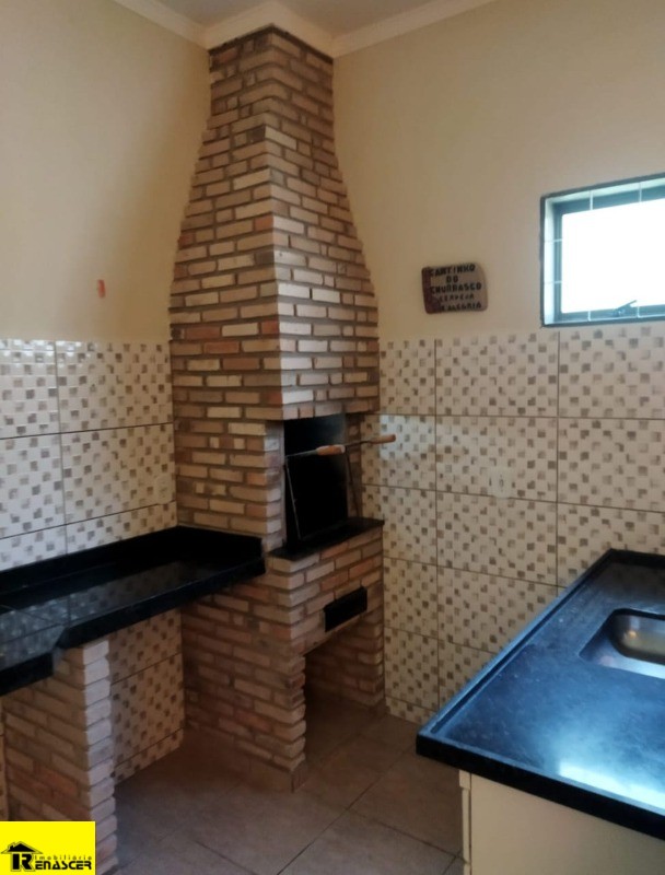 Casa com 3 quartos à venda, 240m² — foto 13 de 29