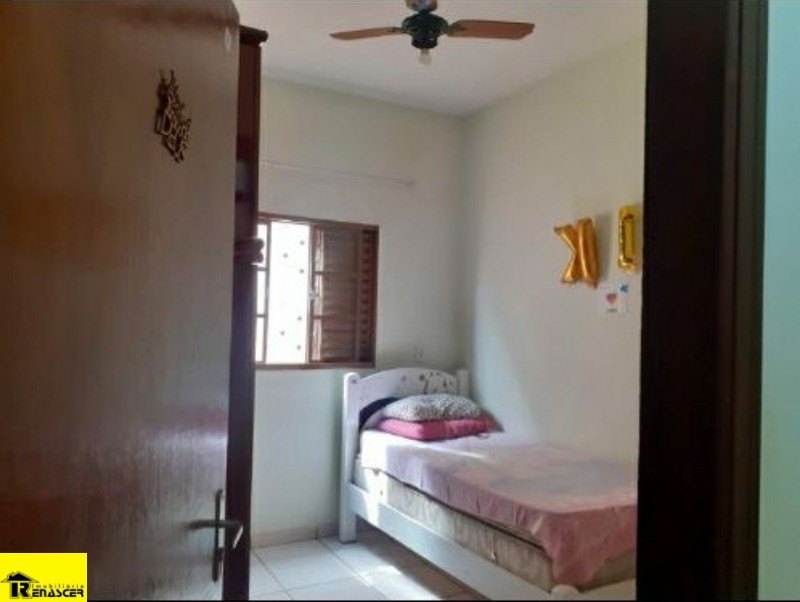Casa com 3 quartos à venda, 120m² — foto 10 de 17