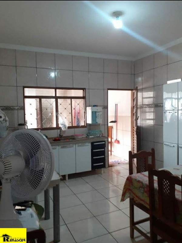 Casa com 3 quartos à venda, 120m² — foto 7 de 17