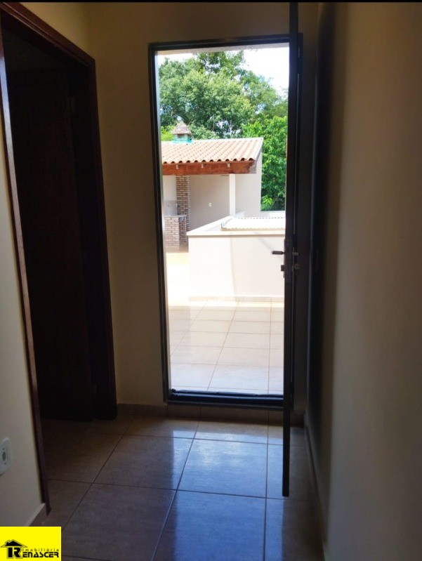 Casa com 3 quartos à venda, 240m² — foto 11 de 29