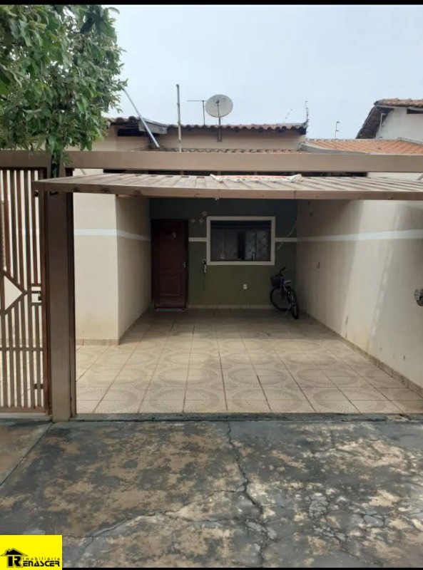 Casa com 3 quartos à venda, 120m² — foto 2 de 17