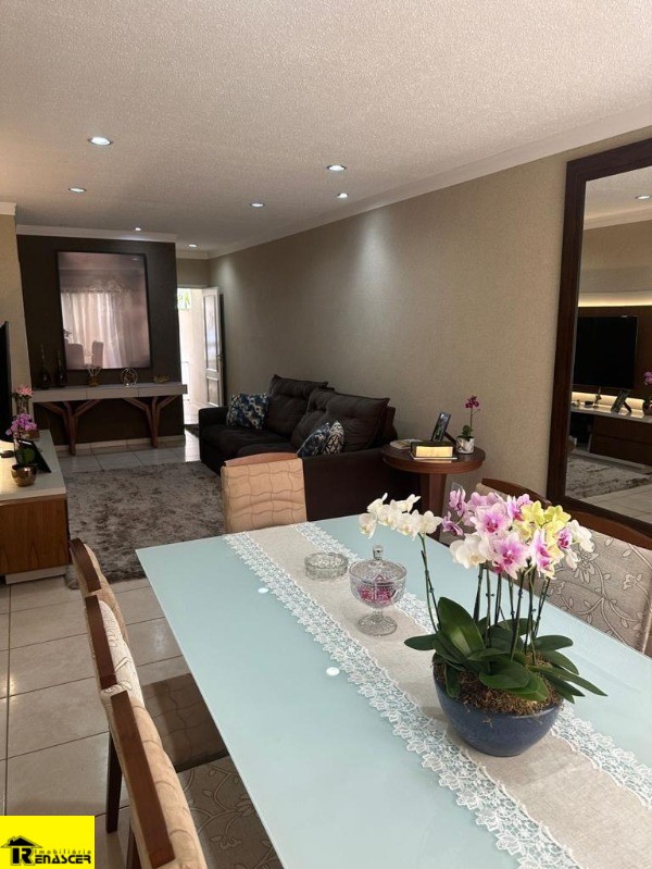Casa de Condomínio com 3 quartos à venda, 120m² — foto 6 de 24